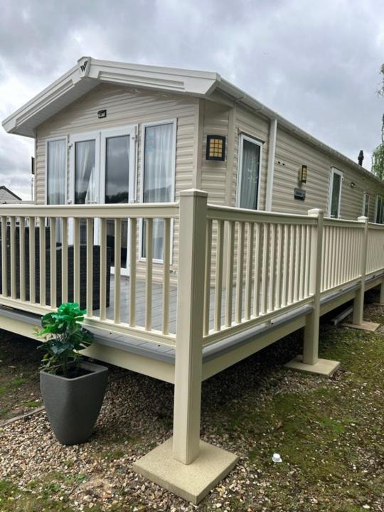 23 Larch View Luxury Caravan Tattershall Lakes Экстерьер фото